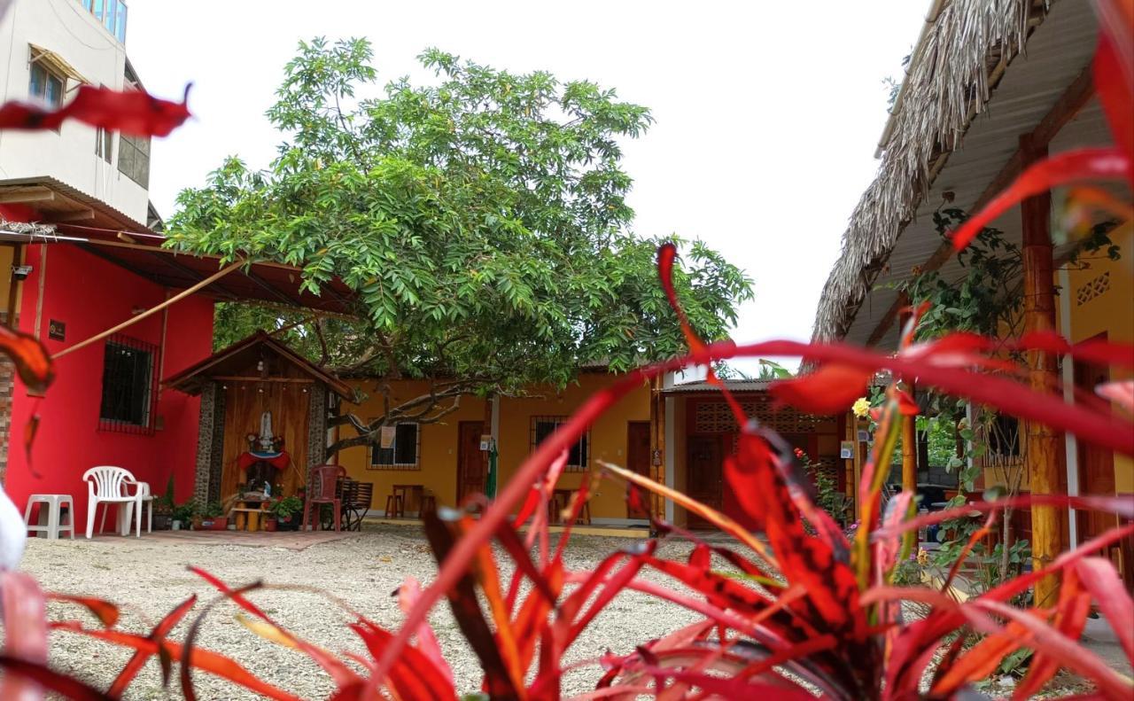 Hotel La Casa De Lili à Olón Extérieur photo