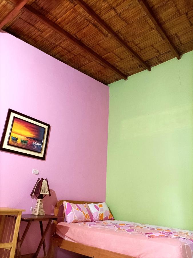 Hotel La Casa De Lili à Olón Extérieur photo