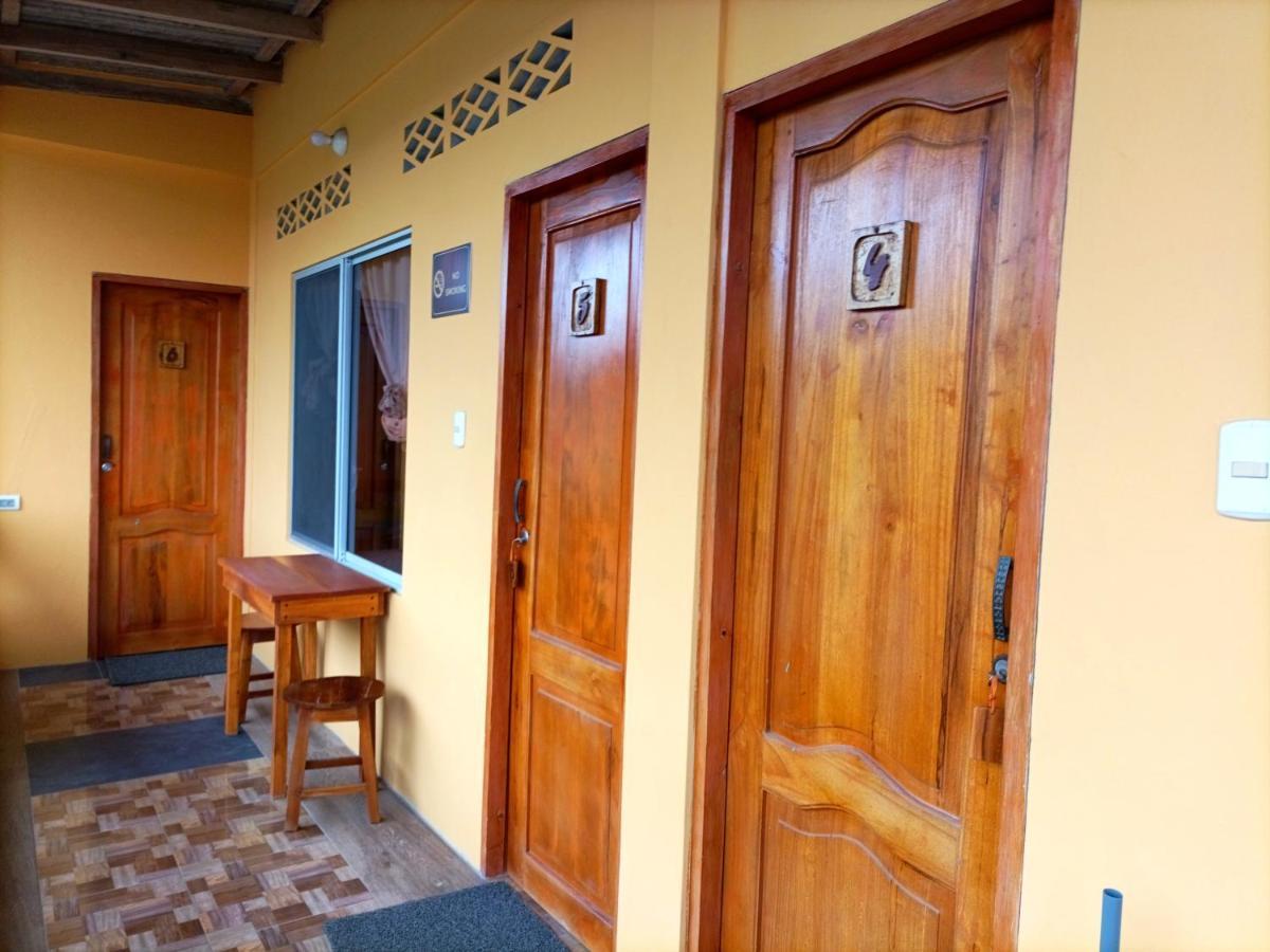Hotel La Casa De Lili à Olón Extérieur photo