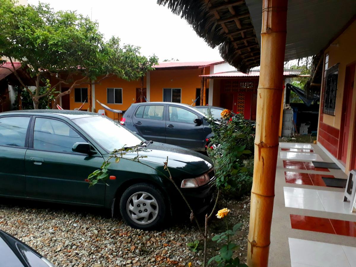 Hotel La Casa De Lili à Olón Extérieur photo