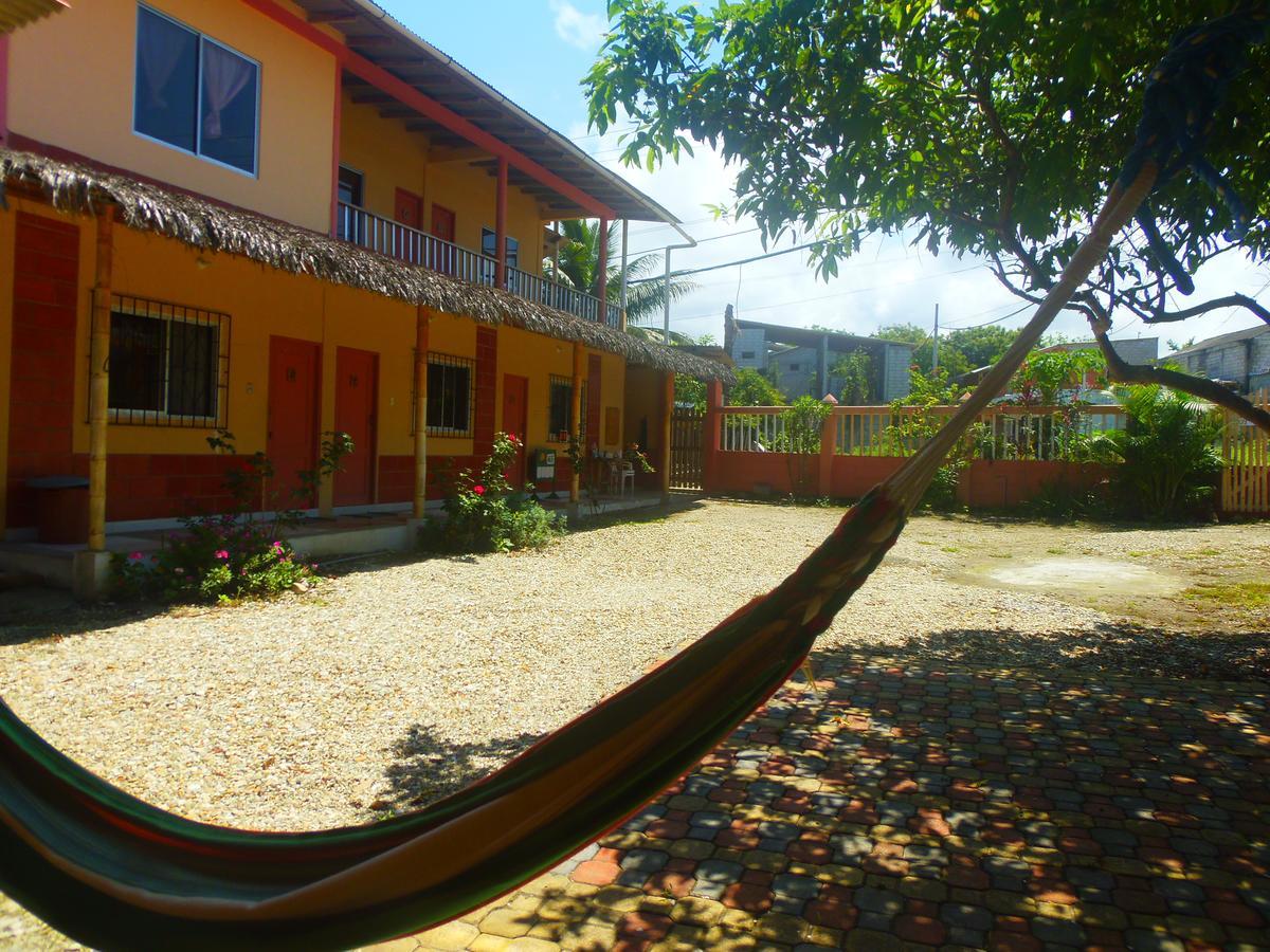 Hotel La Casa De Lili à Olón Extérieur photo
