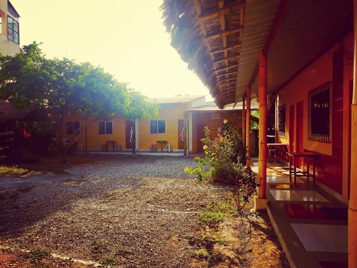 Hotel La Casa De Lili à Olón Extérieur photo