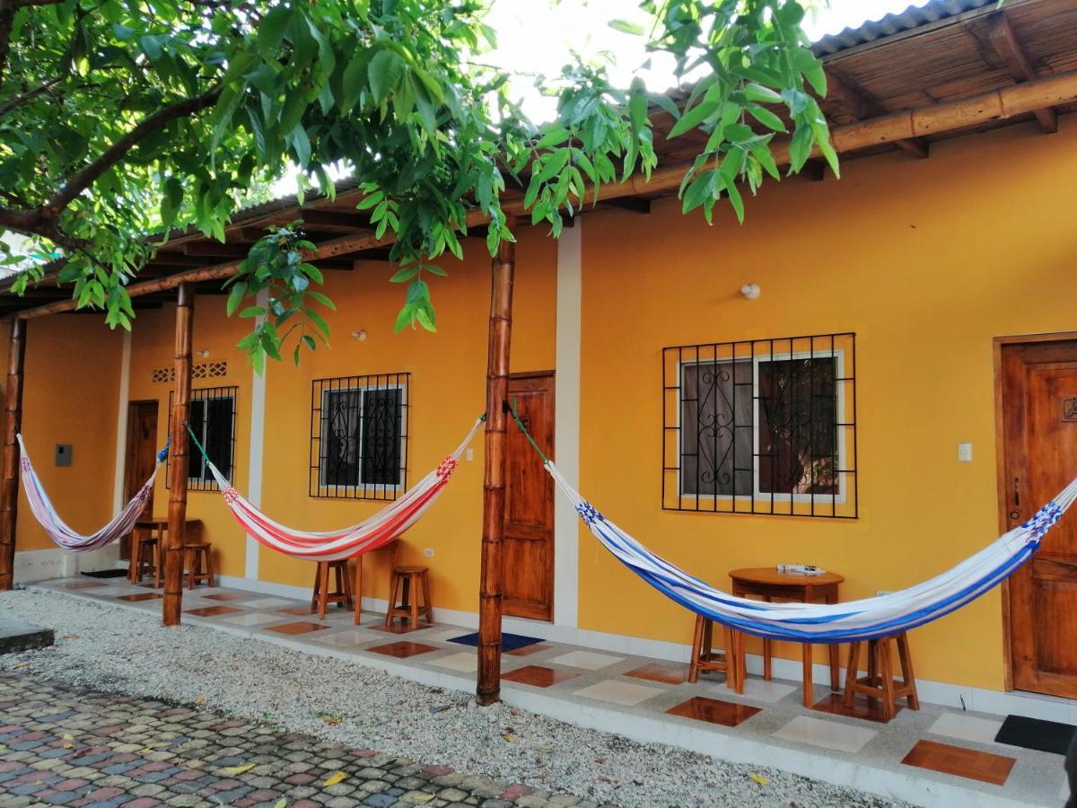 Hotel La Casa De Lili à Olón Extérieur photo