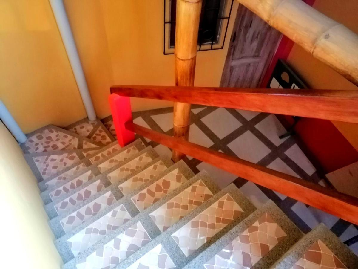 Hotel La Casa De Lili à Olón Extérieur photo